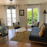 Beau T3 Solidor Avec Terrasse A 50M De La Mer